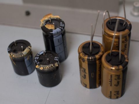 electrolytic-capacitor3.jpg